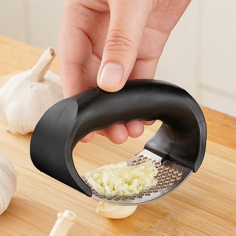 1pcs Stainless Steel Manual Garlic Mincer